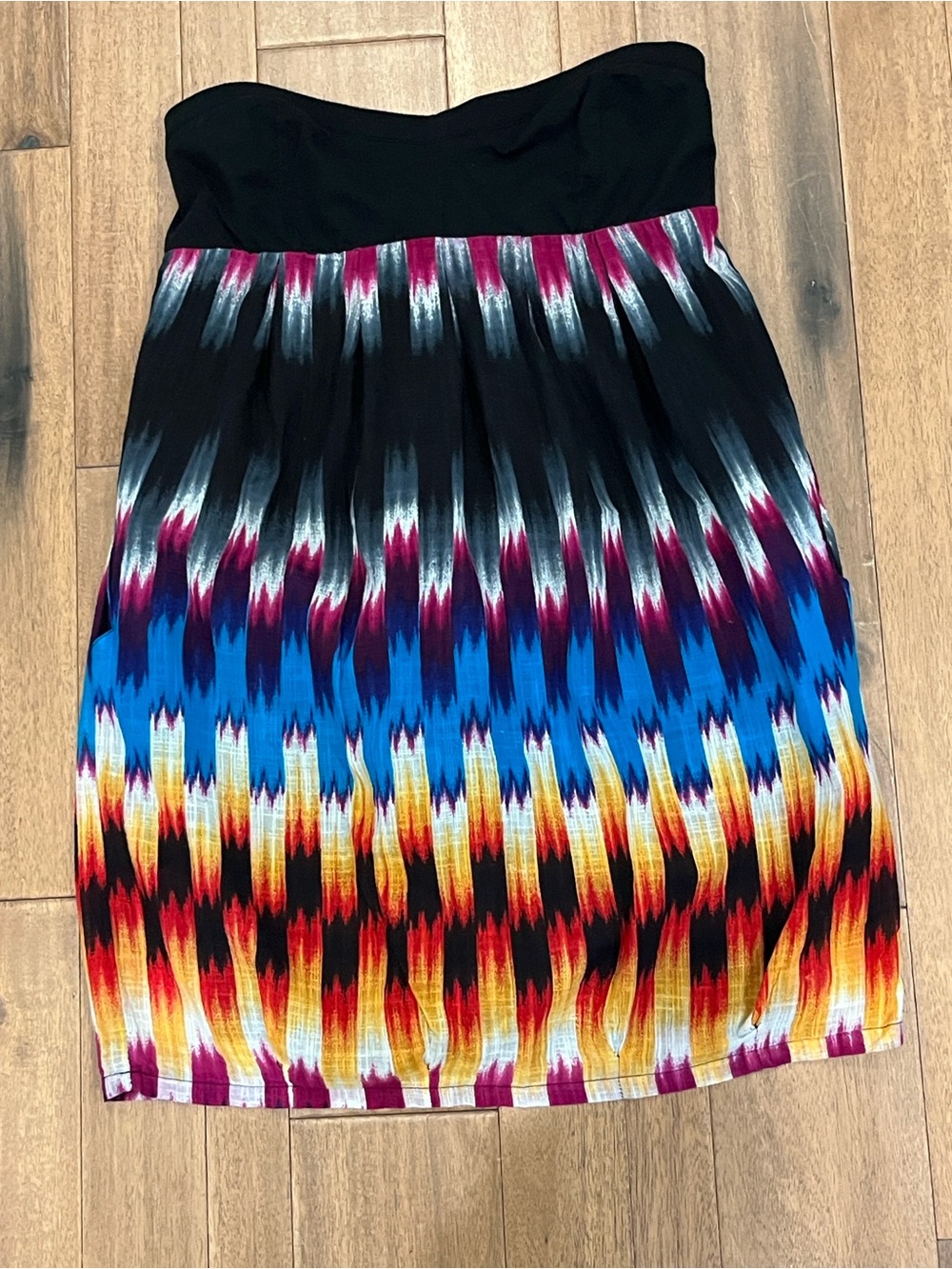 Vintage Billabong Strapless Dress in Black with Multicolor Ikat Print